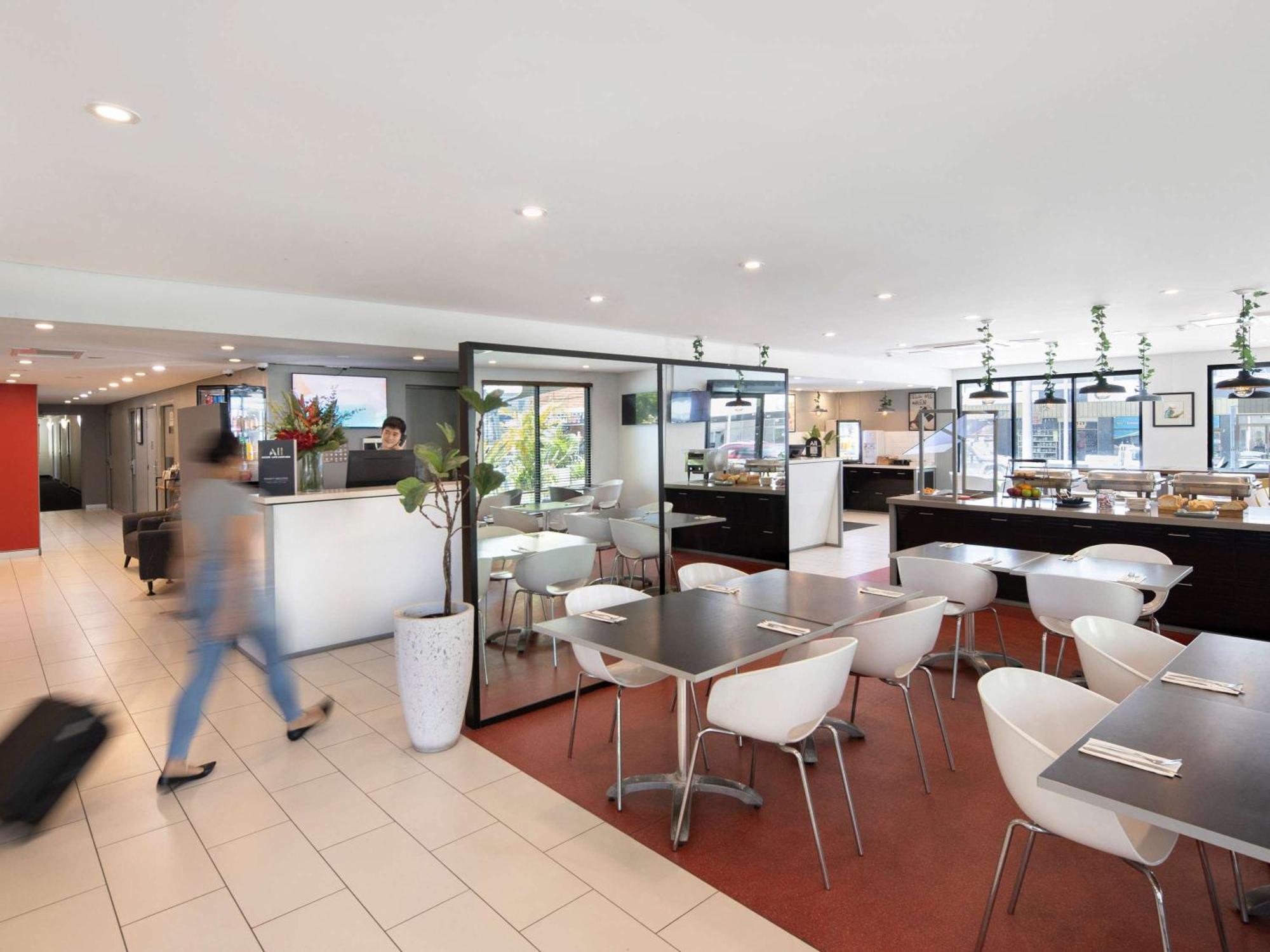Ibis Newcastle Hotel Exterior foto